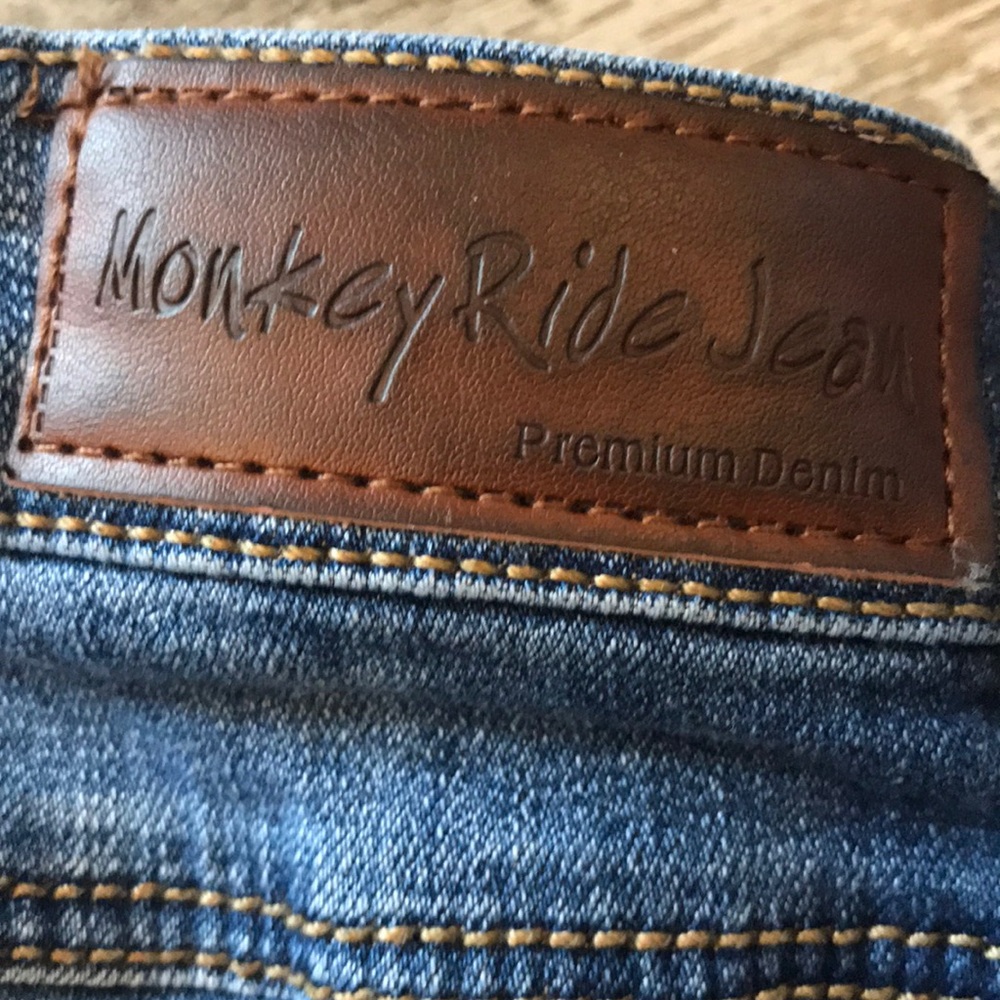 ❌❌SOLD ❌❌Distressed Monkey Ride Jeans - Picture 6 of 6